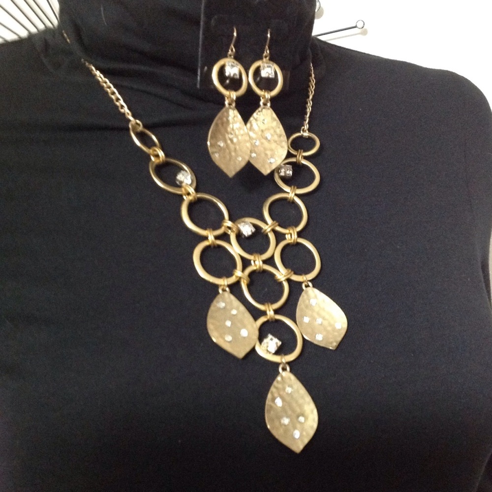 Necklace/earring Set, Goldtone and Rhinestone